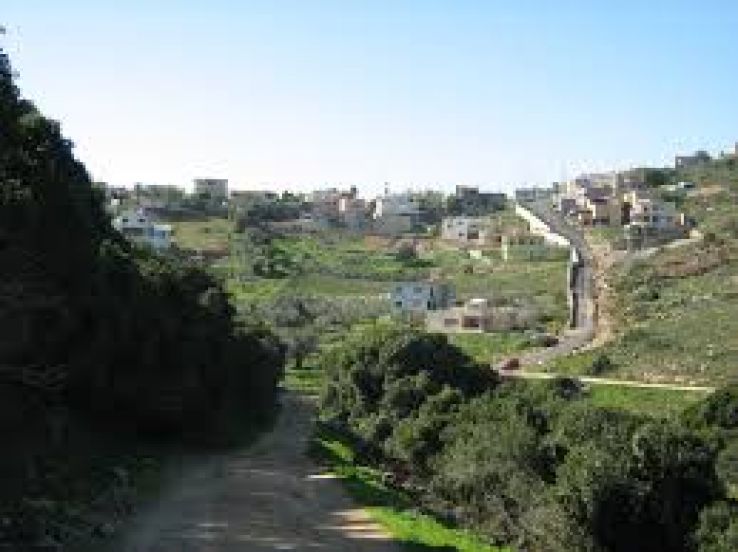 Isfiya Trip Packages