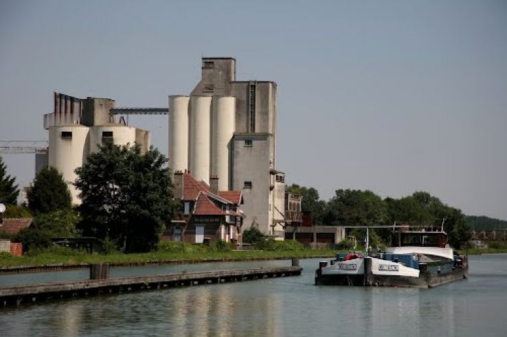 Chauny Trip Packages