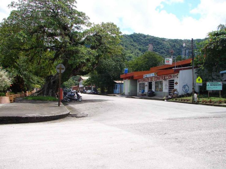 Nandayure Trip Packages