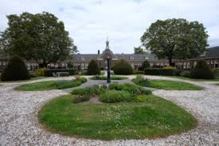 Dieren Trip Packages