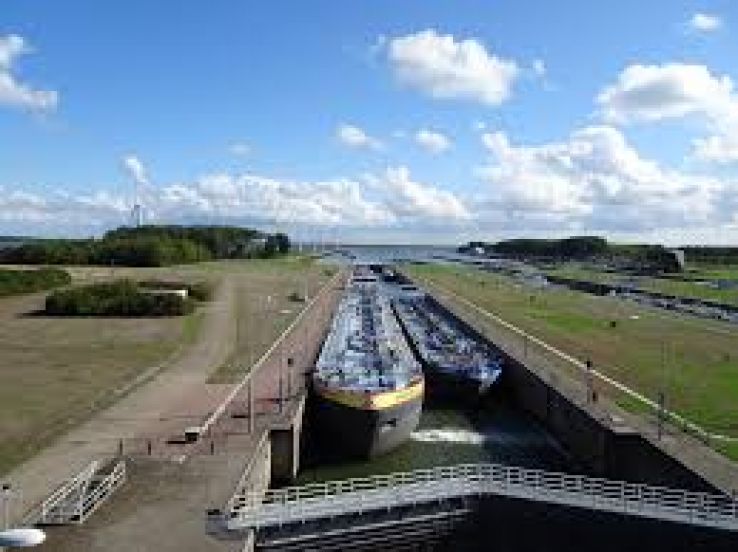 Moerdijk Trip Packages