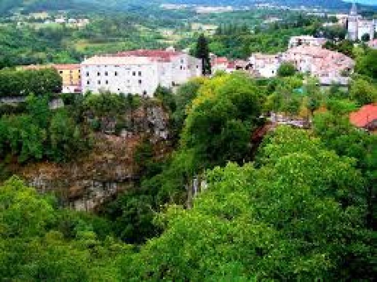 Pazin Trip Packages