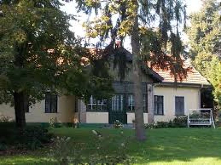 Godollo Trip Packages