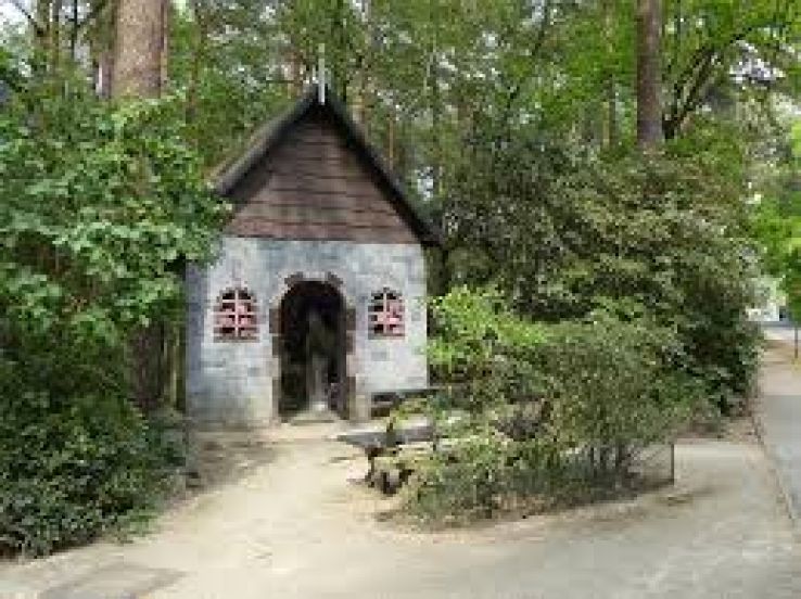 Zandhoven Trip Packages