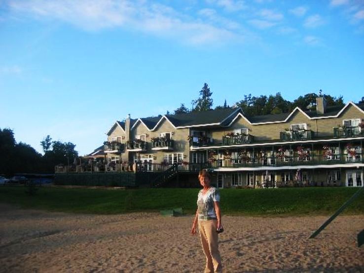 Saint Alexis des Monts Trip Packages