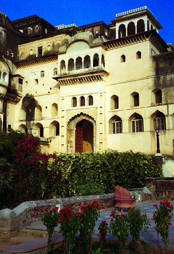 Ecstatic 3 Days 2 Nights neemrana Vacation Package