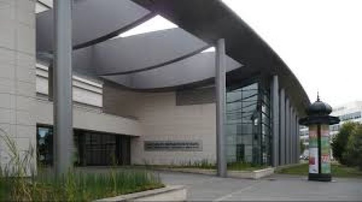 Montigny le Bretonneux Trip Packages