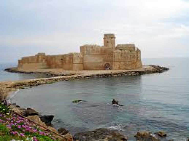 Isola di Capo Rizzuto Trip Packages