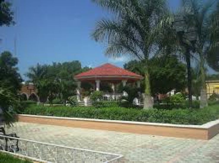 Kinchil Trip Packages