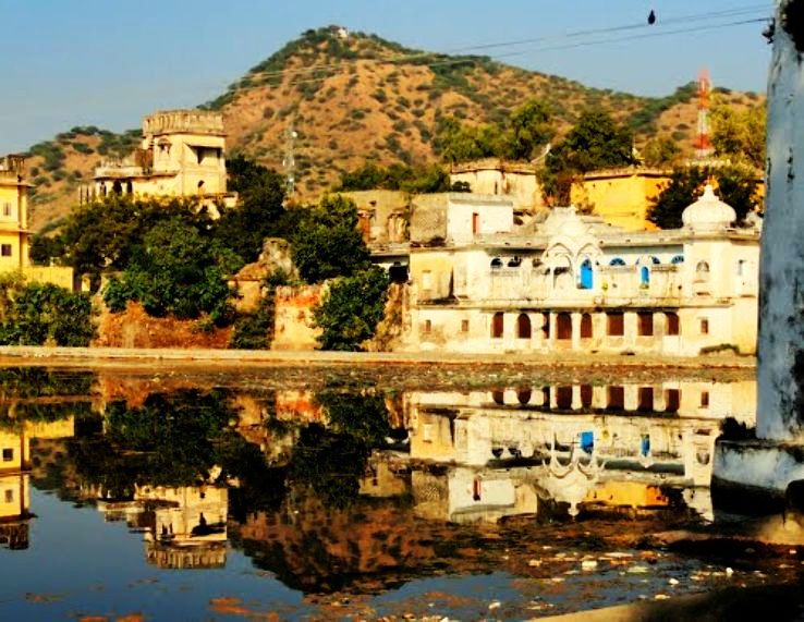 Salumbar Trip Packages