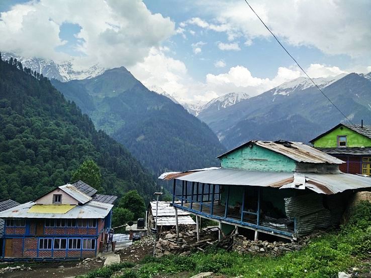 Tosh 2023, #37 places to visit in himachal pradesh, top things to do,  reviews, best tourist places to visit for 4 - 7 Days, photo gallery |  HelloTravel India