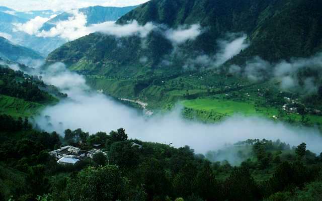 Pleasurable 4 Days New Delhi to Kullu Luxury Holiday Package