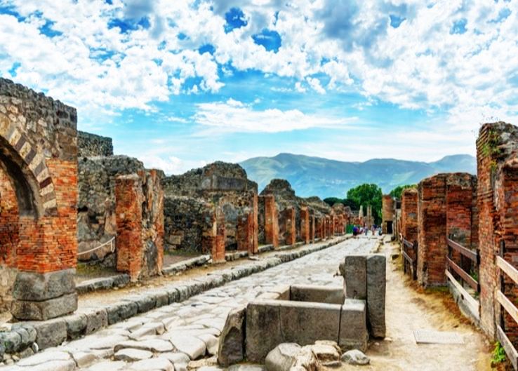 Pompeii Trip Packages