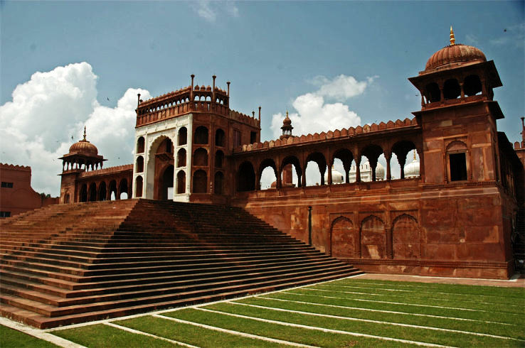 Aligarh Trip Packages