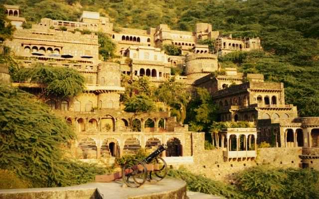 Pleasurable 2 Days 1 Night bhangarh Holiday Package