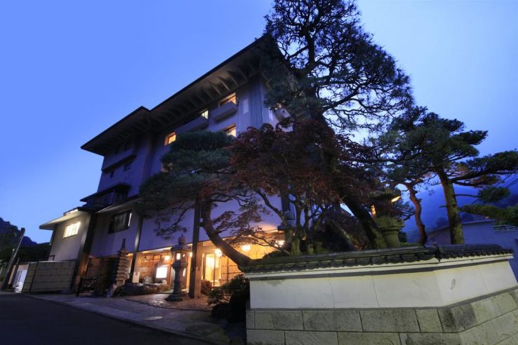 Yugawara Trip Packages