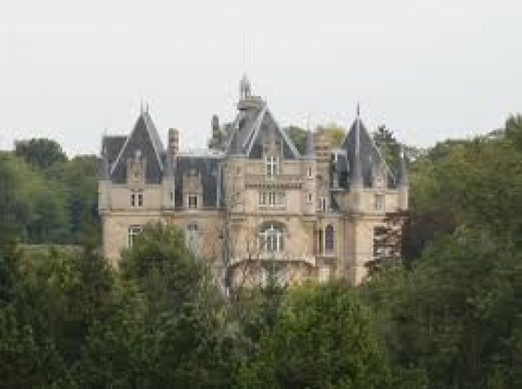 Val d Oise Trip Packages