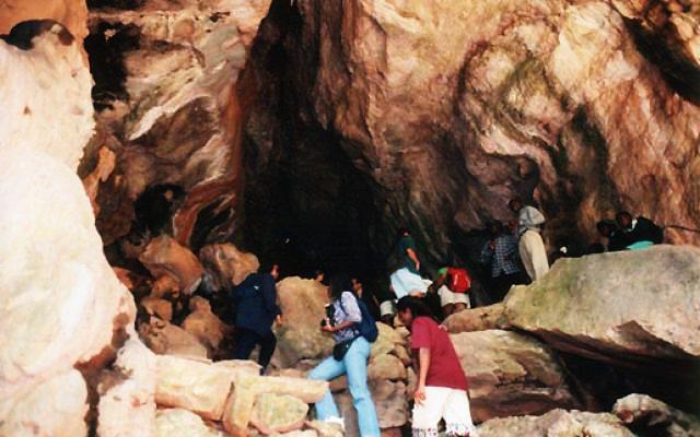 Zimbabwe Tour Place | Best Tourist Place to visit in Zimbabwe | HelloTravel