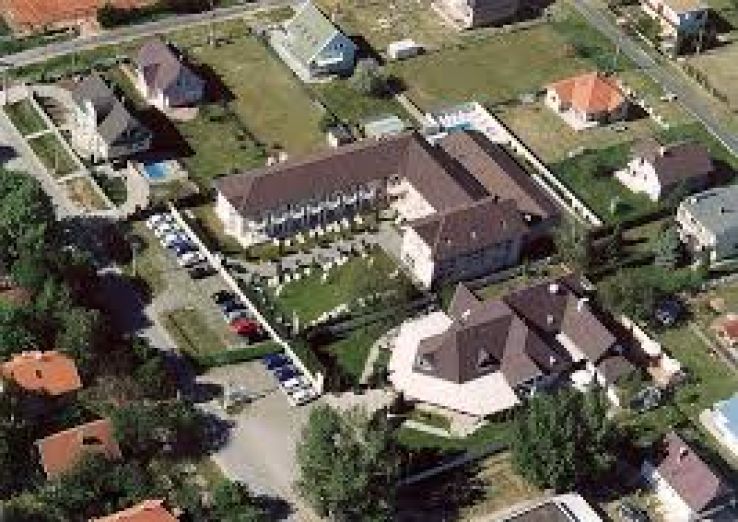 Zamárdi Trip Packages