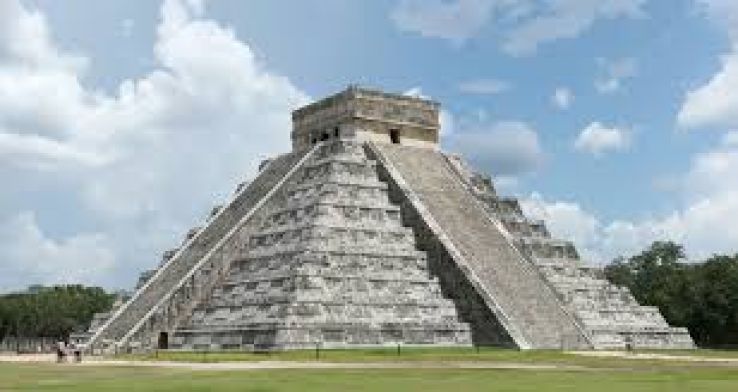 El Castillo Trip Packages