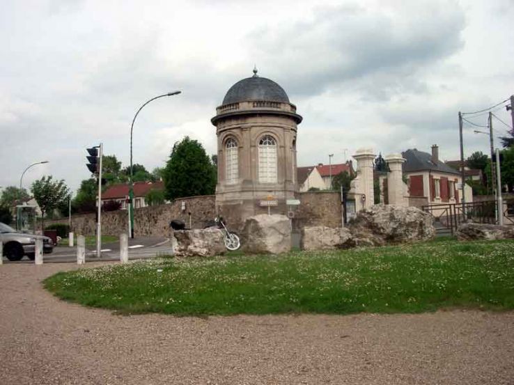 Valenton Trip Packages