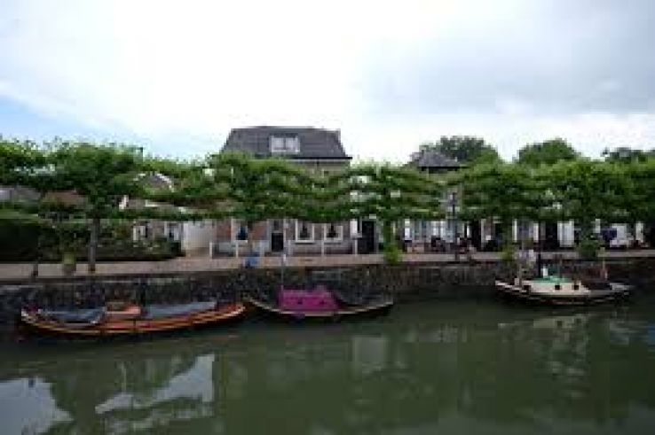 Nieuwegein Trip Packages