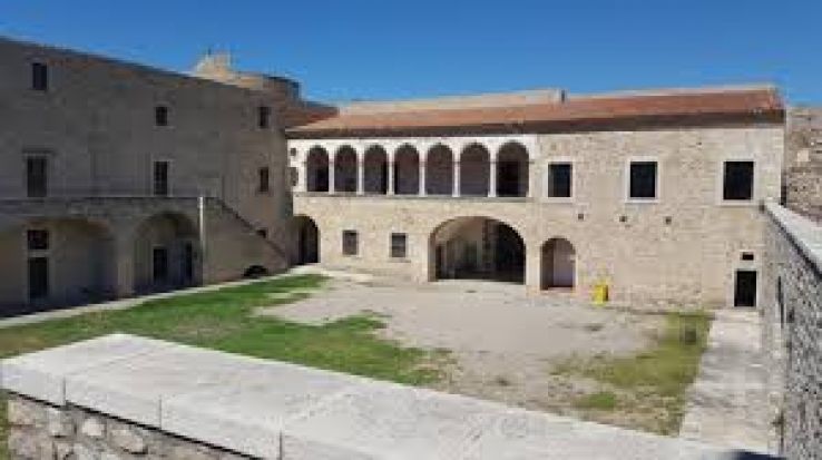 Venosa Trip Packages