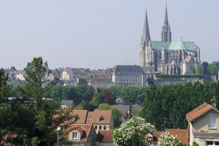 Chartres Trip Packages
