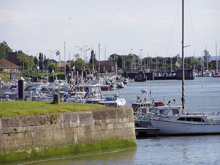 Gravelines Trip Packages