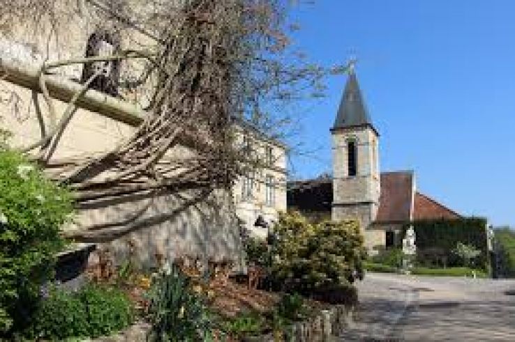 Le Plessis-Robinson Trip Packages