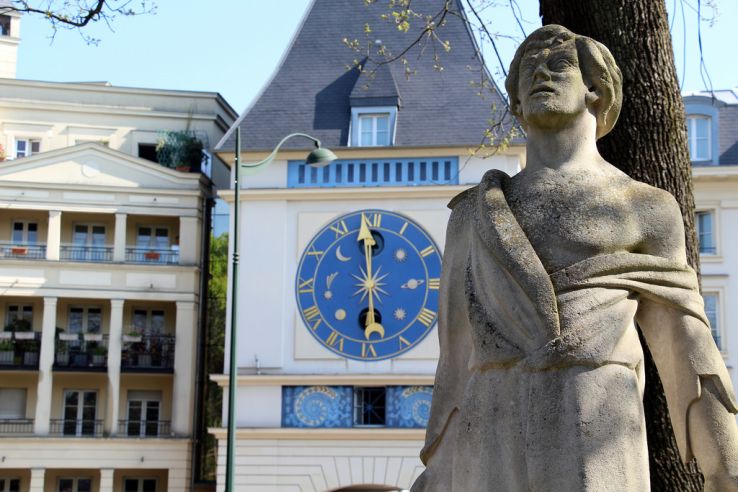 Le Plessis-Robinson Trip Packages