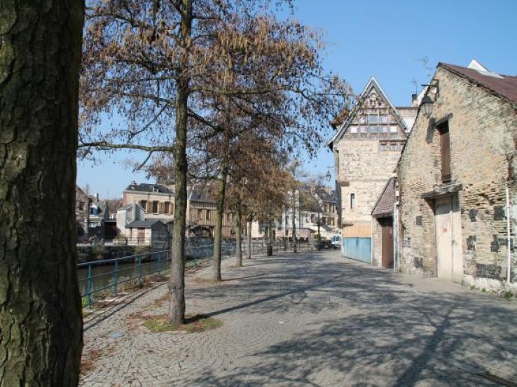 Harfleur Trip Packages