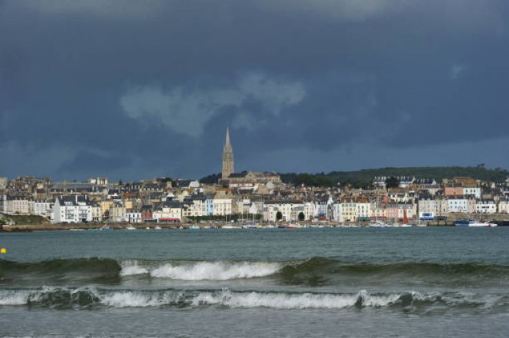 Douarnenez Trip Packages