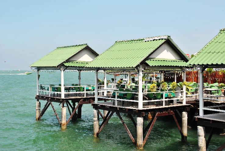 3 Days 2 Nights transferred to the airport to pattaya coral island Trip Package