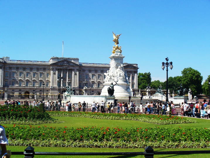 Beautiful 7 Days 6 Nights London Trip Package