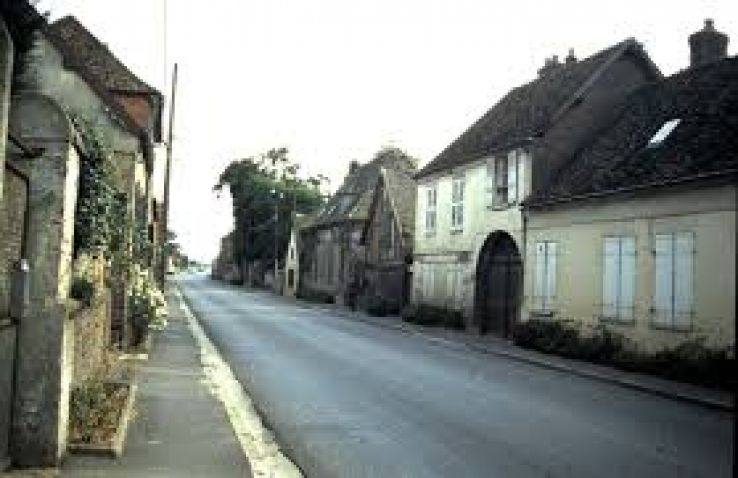 Eragny Trip Packages