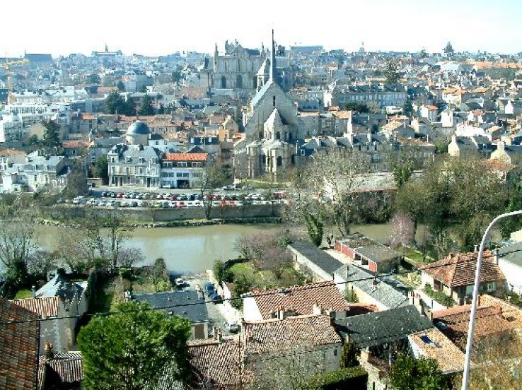 Poitiers Trip Packages