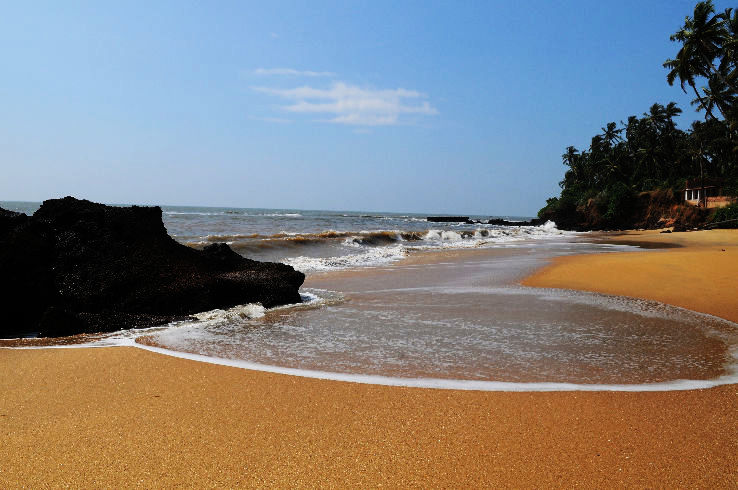 Beautiful 2 Days 1 Night kannur Beach Vacation Package