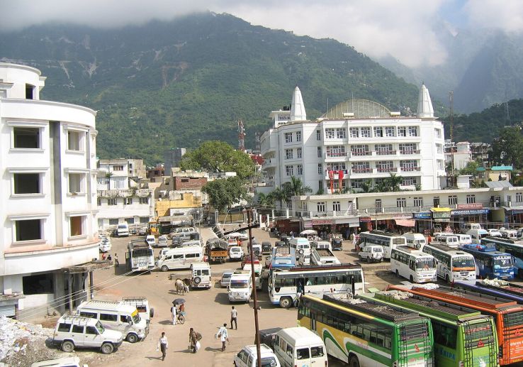 Kashmir Holiday Package with Vaishno Devi for 7night 8 days