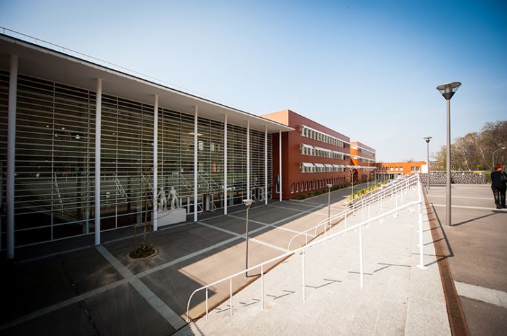 La Celle Saint Cloud Trip Packages