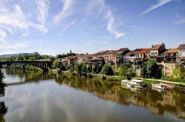 Villeneuve sur Lot Trip Packages