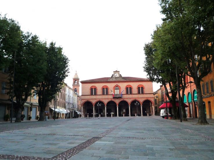 Mirandola Trip Packages
