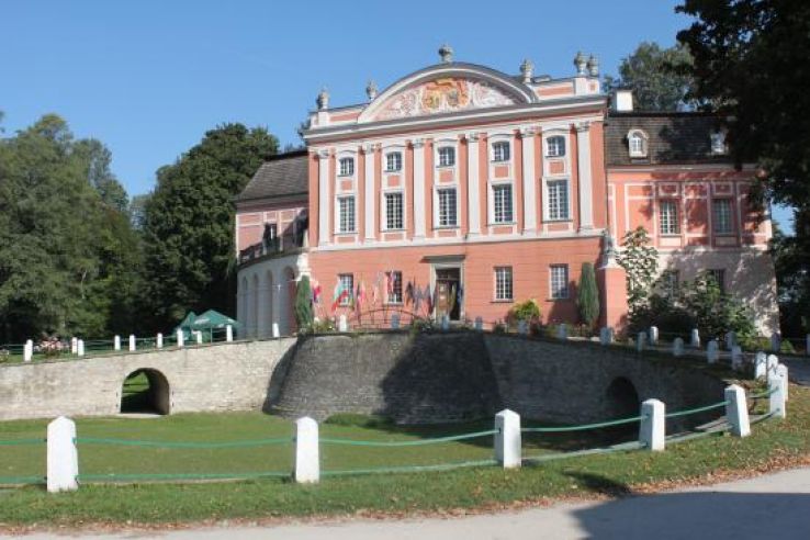 Staszow Trip Packages