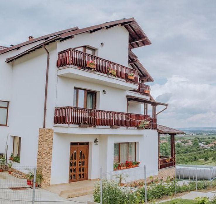 Maracineni Trip Packages