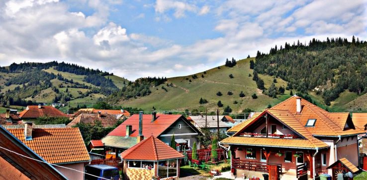 Lunca de Sus Trip Packages