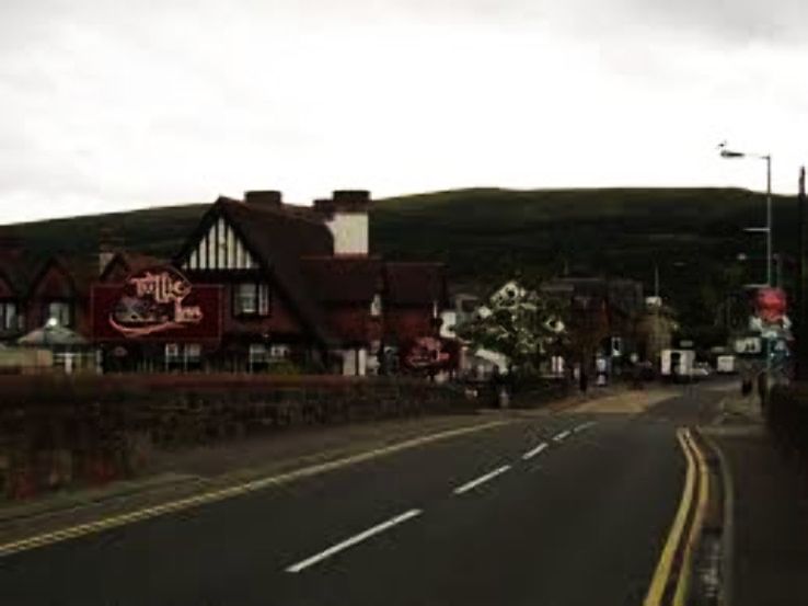 Dunbartonshire Trip Packages