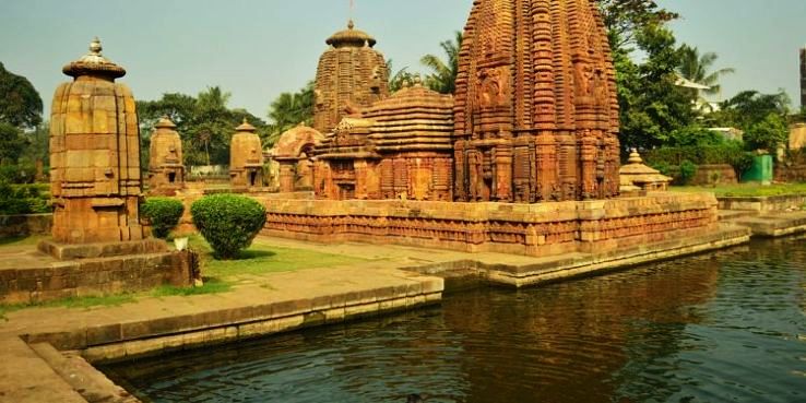 Pleasurable Bhubaneshwar Tour Package for 2 Days 1 Night