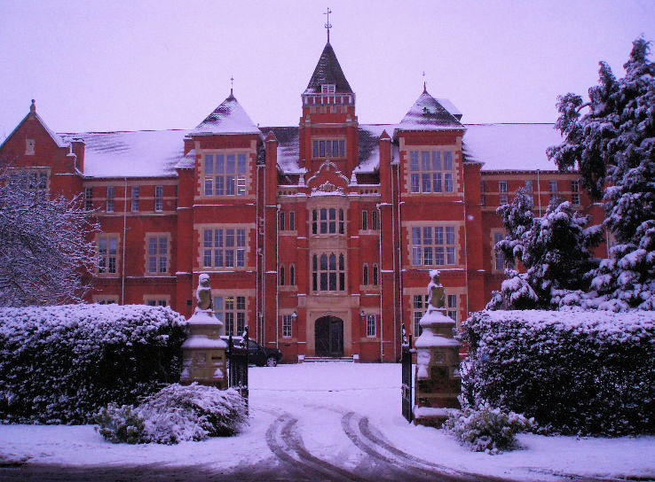 Warwick Trip Packages