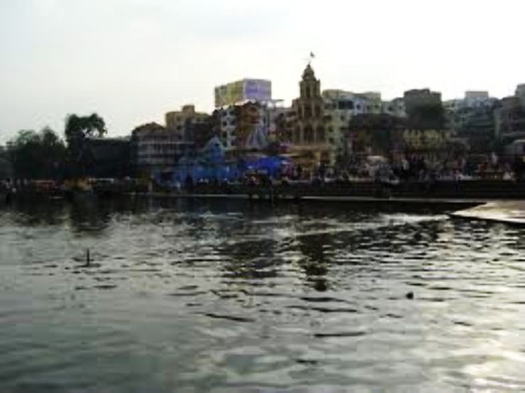 Heart-warming 2 Days 1 Night nashik Tour Package