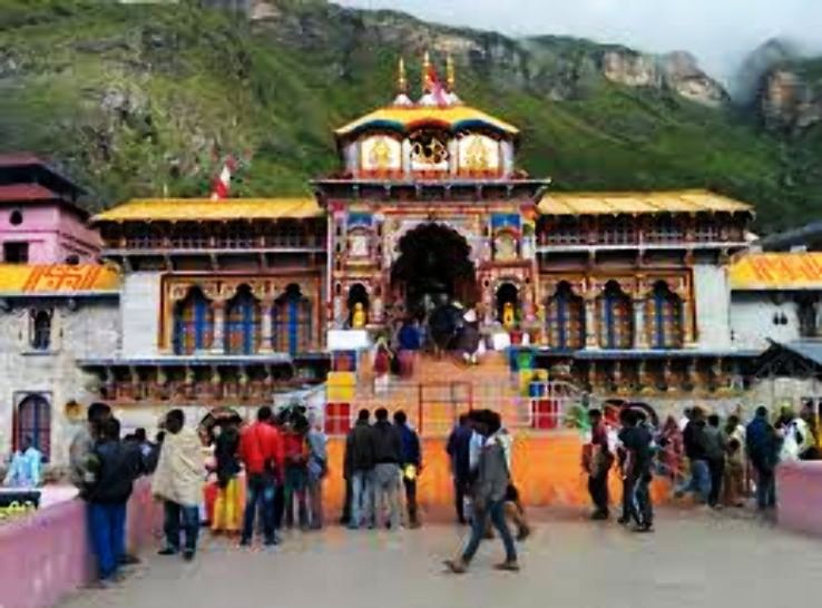 Heart-warming 2 Days Badrinath and Delhi Tour Package